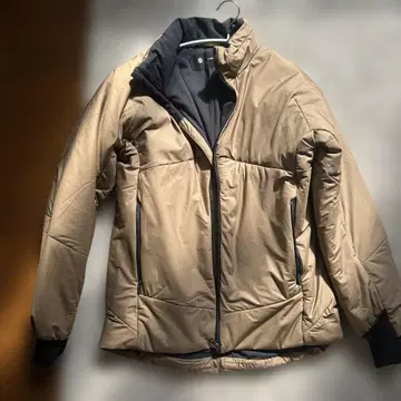 XShelter M+ 베이지 자켓