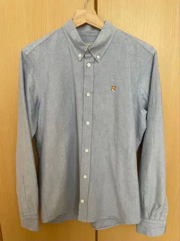 메종 키츠네 블루 버튼 다운 셔츠 M