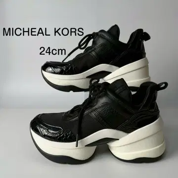 극미품 MICHAEL KORS 블랙 통굽 스니커즈 24cm