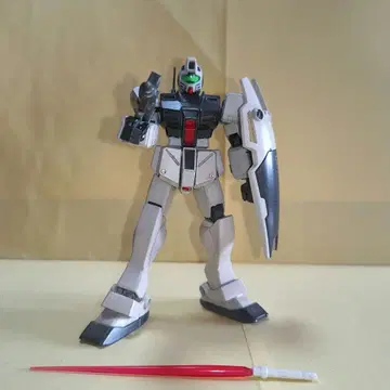 34. 건담 프라모델 완성품 / HG RGM-79G GM COMMAND