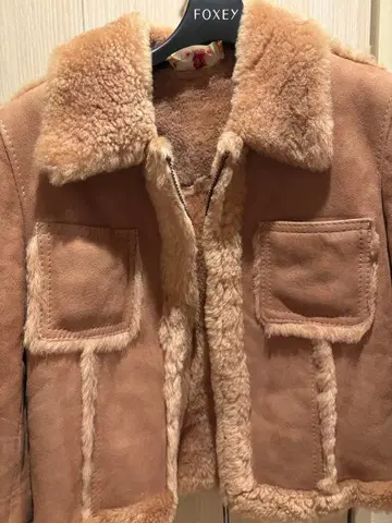 톰보이 무스탕 코트