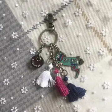 sakroots 컬러풀 태슬 키링