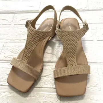 [ VIVAIA ] 베이지 플립플랍 플랫