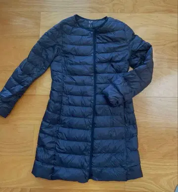 대폭 할인 유니클로 UNIQLO 네이비 롱 다운 자켓