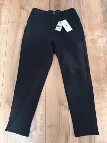 뉴발란스 NB 더 시티 블랙 슬랙스 S