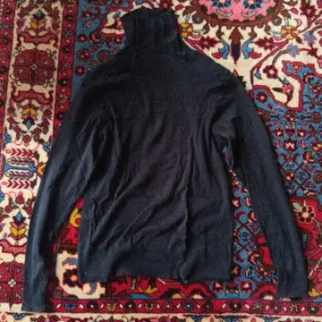 지치피 블랙 터틀넥 사이즈 1