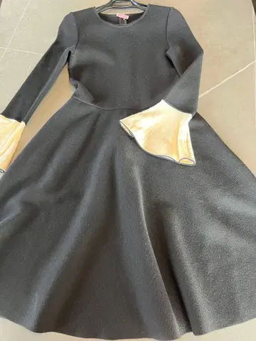 폭시 니트 원피스