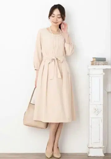 암젠 프론트 턱 7부 소매 원피스 (리본 포함) 13호