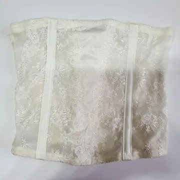 화이트 브라이덜 이너 레이스 와코루