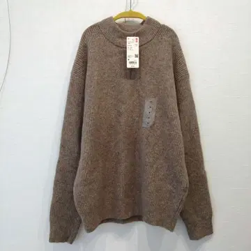 [ 새상품 택 포함 ] 유니클로 수플레얀 모크넥 스웨터 M 내추럴