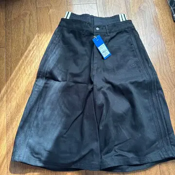 adidas 블랙 숏팬츠 m