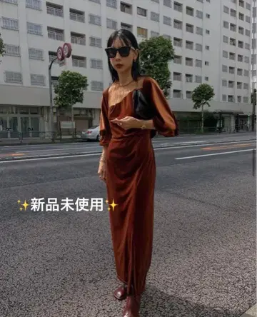 Ameri VINTAGE 2WAY CURVE VELOURS DRESS