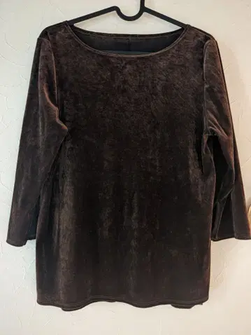 자스 그리티 시어 벨로아 상의 브라운