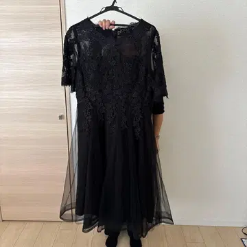 레이스 장식 시스루 블랙 드레스