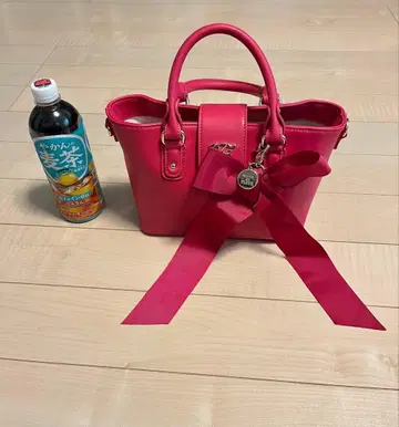 리본 포함 핑크 미니 핸드백