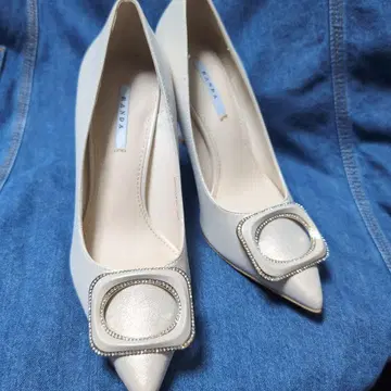 RANDA 베이지 스틸레토 펌프스