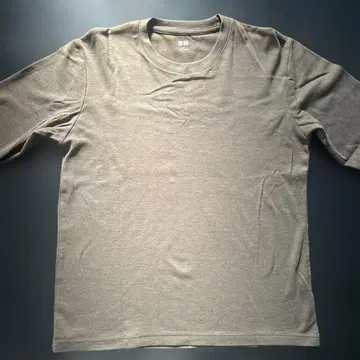 UNIQLO 베이지 긴팔 티셔츠 S
