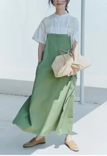 스튜디오 클립 오버롤 스커트 카키