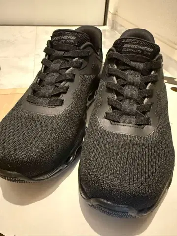 스케쳐스 스위프트 핏 글라이드 스텝 듀얼 남성용