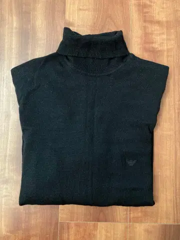 엠포리오 아르마니 블랙 남성용 터틀넥 스웨터