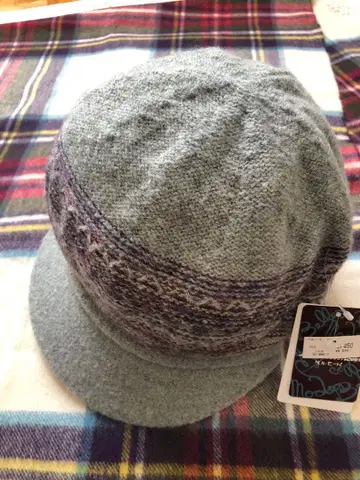 벨모드 무늬 그레이 니트 캡 (리버서블)