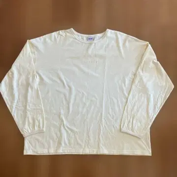 ATRCTR 크루넥 롱 슬리브 T셔츠 아이보리