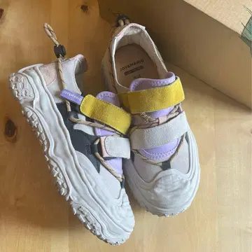 미사용 joy & mario 통굽 벨크로 스니커즈 24cm