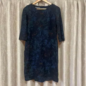 로라 애슐리 네이비 꽃무늬 7부 소매 원피스