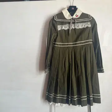Love and Cherish you 플리츠 원피스 카키 그린