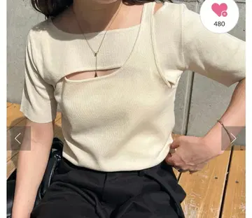 새상품 카프리슈 레마쥬 크로스 레이어드 반팔 니트