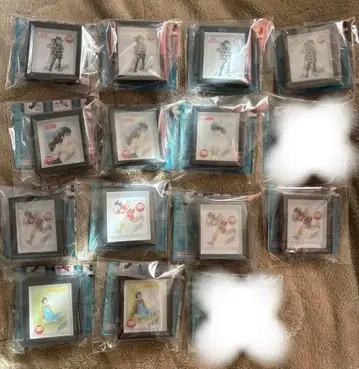 아다치 미츠루 가챠가챠