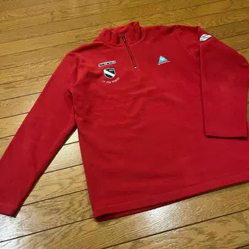 르꼬끄 스포르티브 레드 하프 지퍼 플리스 자켓