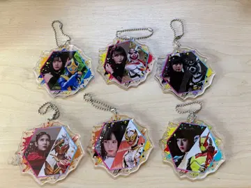 가면라이더 걸즈 리믹스 아크릴 키링