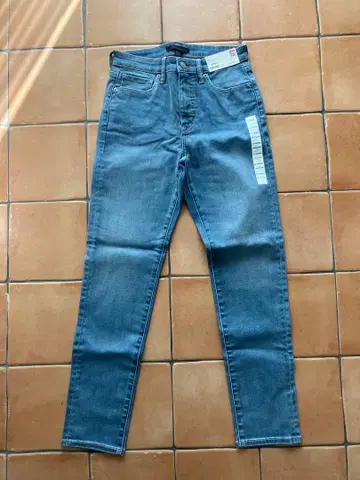 미사용 새상품 사이즈 27 유니클로 하이라이즈 스키니진