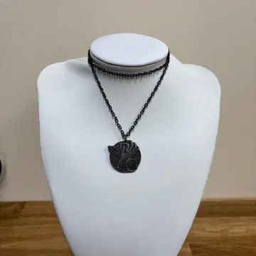블랙 메탈 펜던트 목걸이