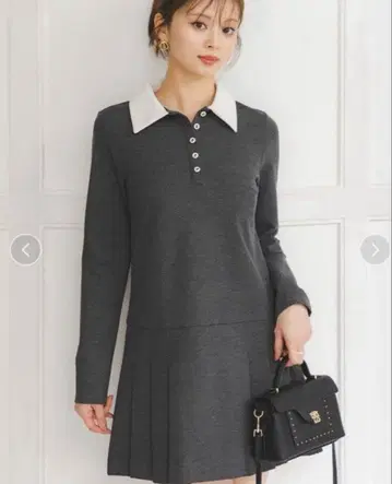 snidel 카라 플리츠 컷 미니 원피스