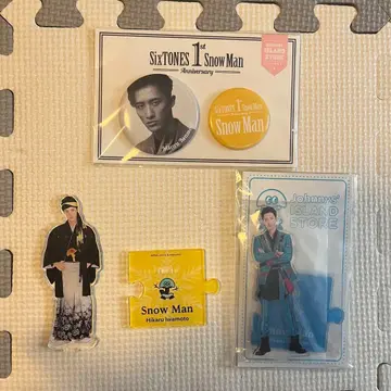 이와모토 테루 기념 캔 배지 아크릴 스탠드 세트