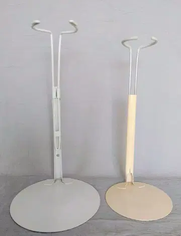 인형 스탠드 화이트 베이지 2개 세트 금속제 빅 사이즈