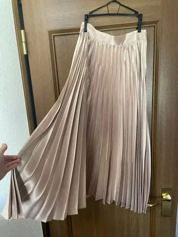 BLENHEIM 핑크 플리츠 롱 스커트