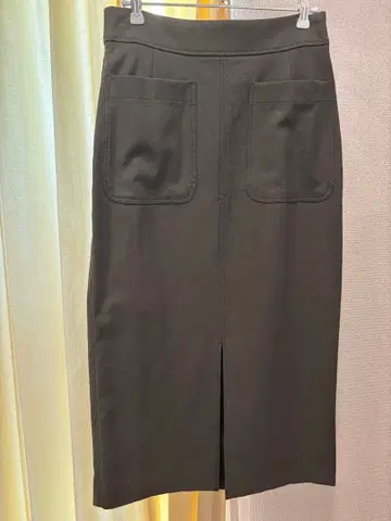 이에나 타이트 스커트 카키 38 사이즈