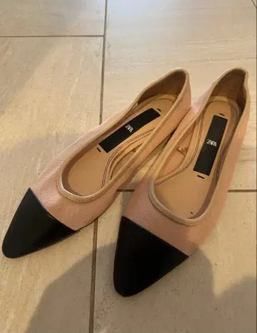 ZARA 스틸레토 플랫슈즈 베이지 블랙