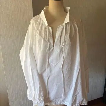 STAMP AND DIARY A라인 끈 사용 블라우스 오샤레