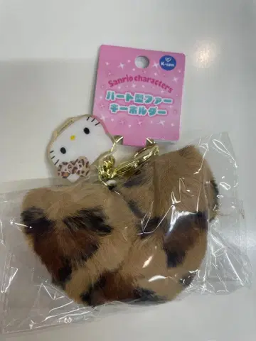 하트 모양 퍼 키링 헬로키티 산리오