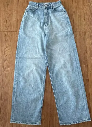 야누크 조안 JOAN 조안 22인치