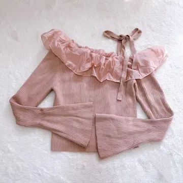 chico 원 숄더 니트