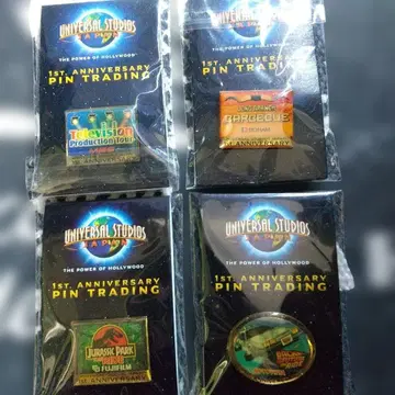 유니버셜 스튜디오 재팬 1주년 기념 핀 배지 세트