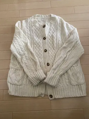 미라 오웬 니트