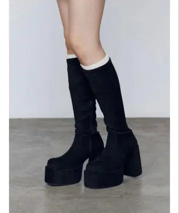 EMODA 벌키 플랜핏 부츠