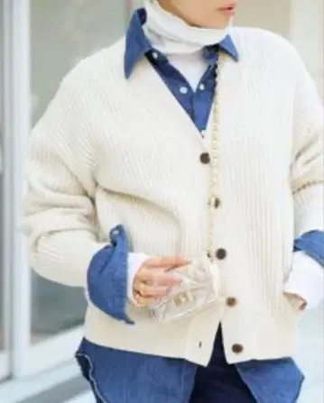 두지엠 클라세 latest 가디건 화이트