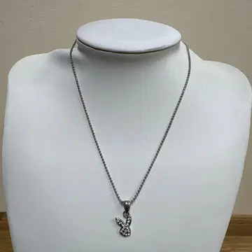 토끼 스톤 장식 실버톤 목걸이